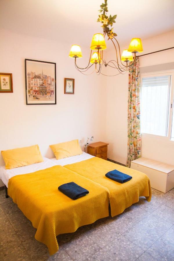 Fantastico Chalet Con Piscina En Avenida Del Brillante Villa Cordoba Luaran gambar